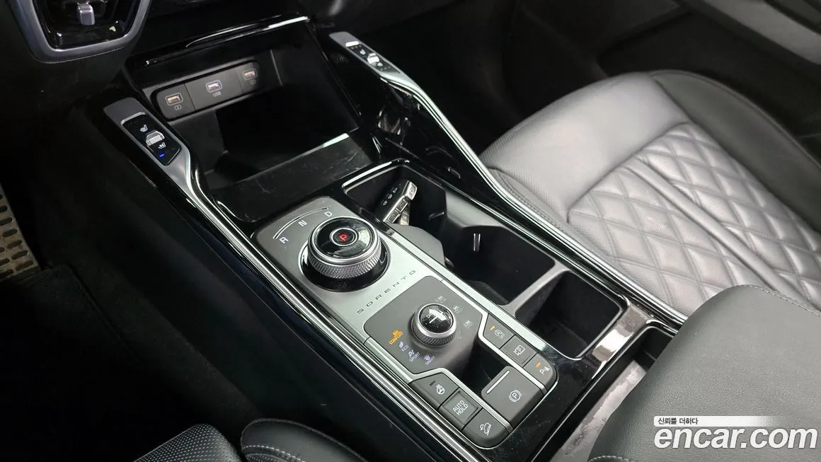Kia Sorento — фото 10