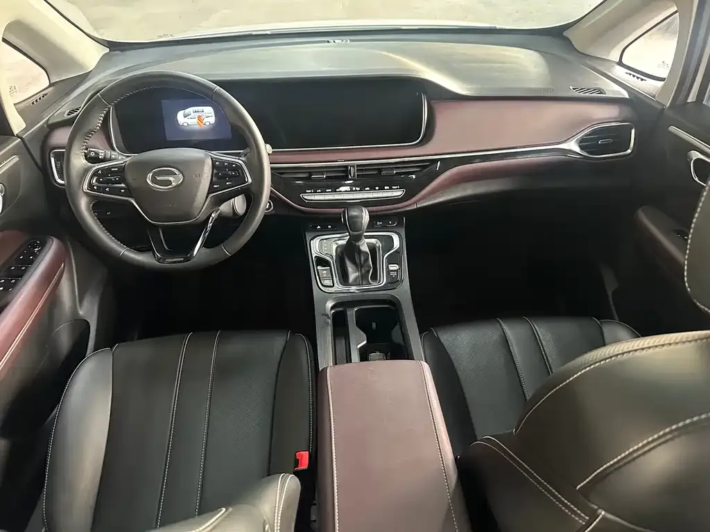 GAC Motor Trumpchi M6 — фото 3