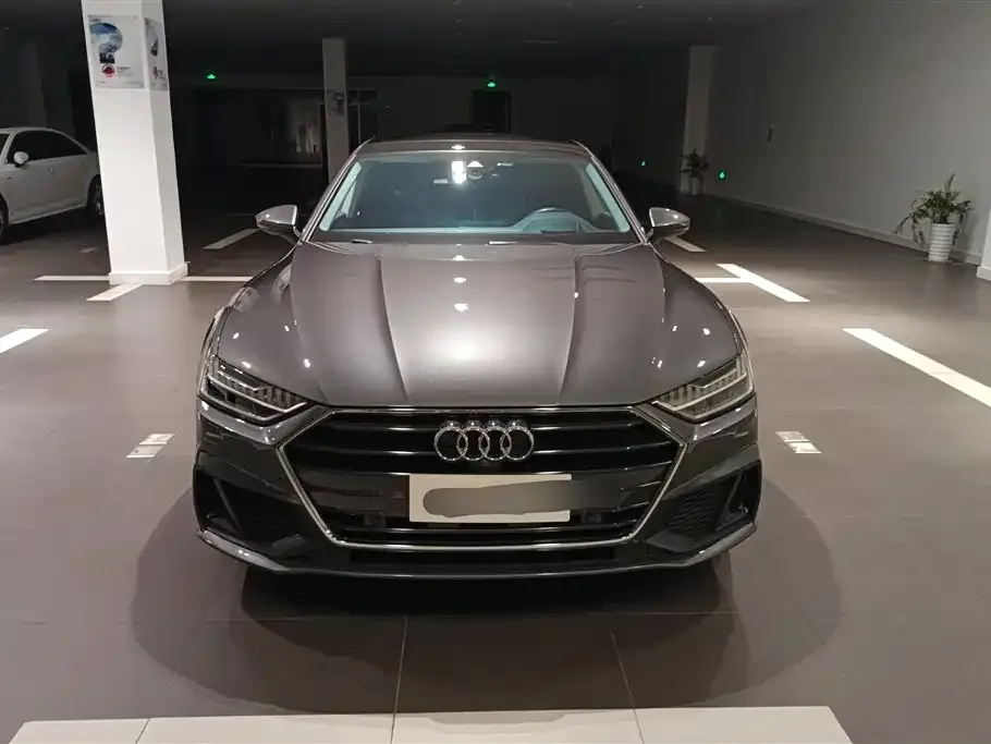 Audi A7 2023 из CN, фото 2