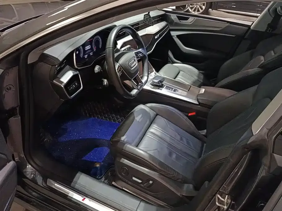 Audi A7 2023 из CN, фото 9