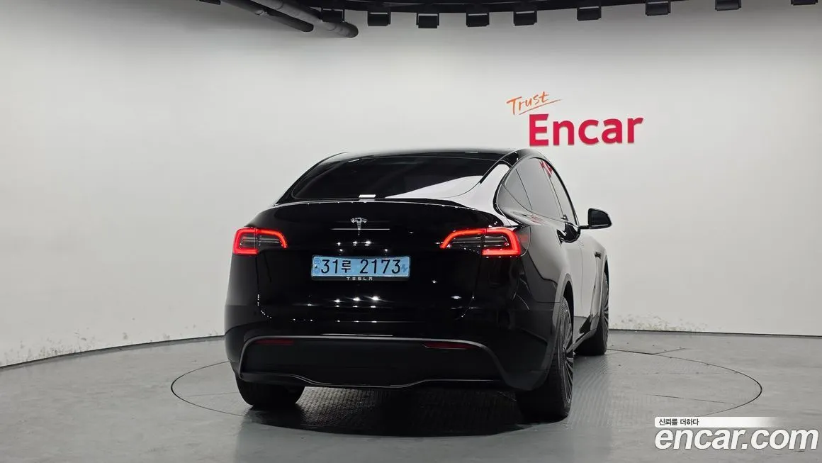Tesla Model Y 2024 из KR, фото 6