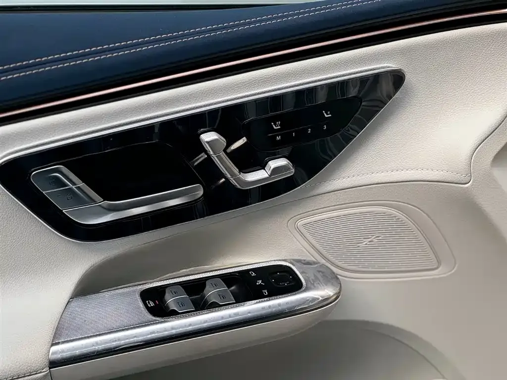 Mercedes-Benz EQE 2025 из CN, фото 7