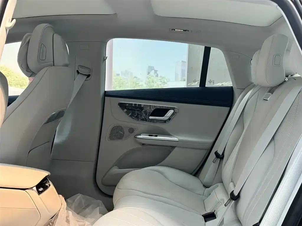 Mercedes-Benz EQE 2025 из CN, фото 5