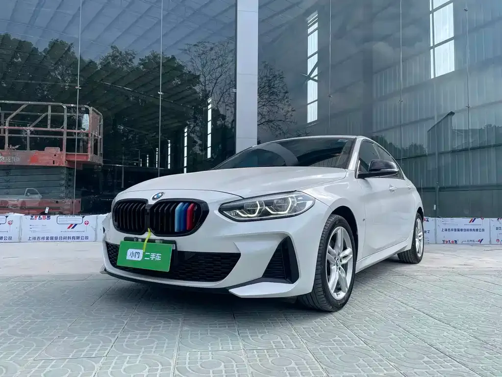 BMW 1 Series — фото 1