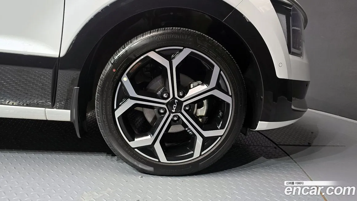 Kia Niro 2023 из KR, фото 2