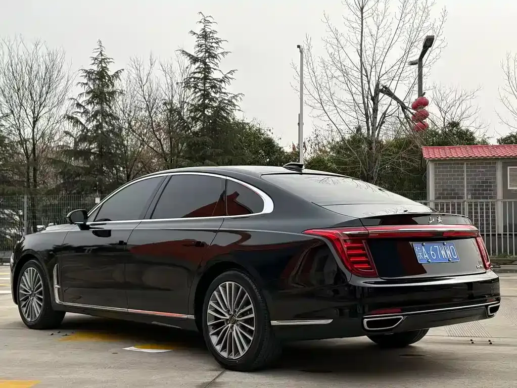 Hongqi H9 — фото 10