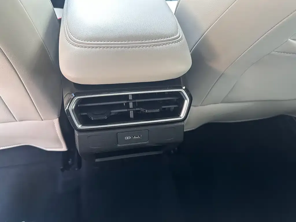 Geely Boyue — фото 2