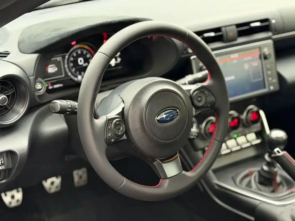 Subaru BRZ 2022 из CN, фото 7
