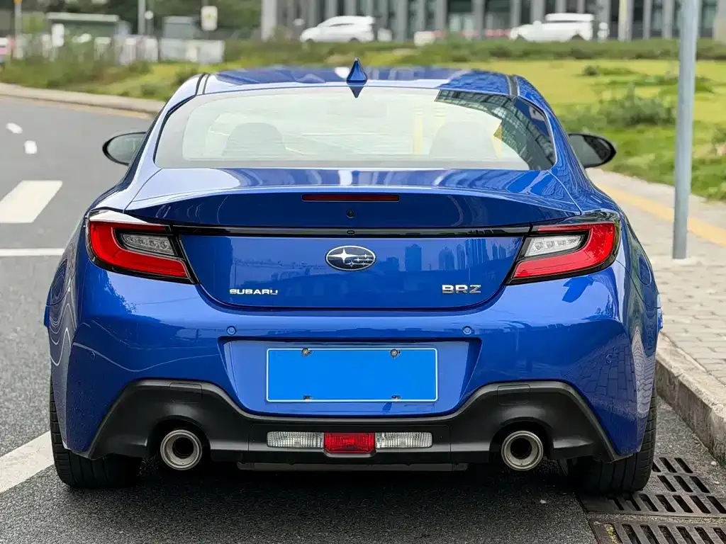 Subaru BRZ 2022 из CN, фото 3