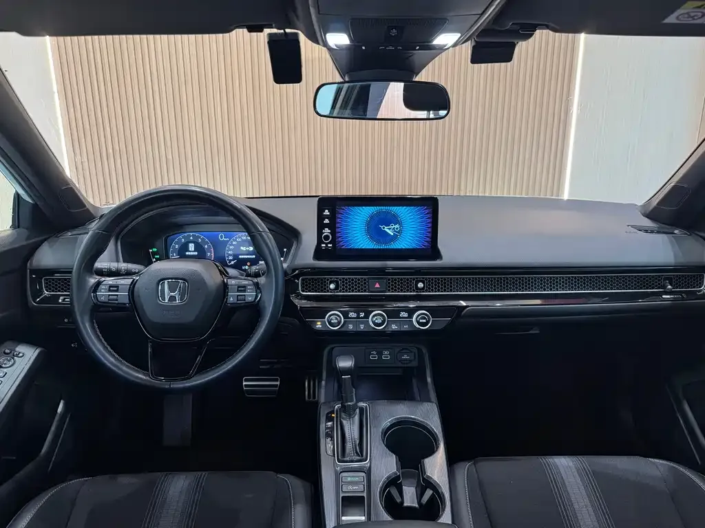 Honda Civic — фото 8