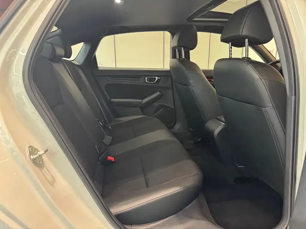 Honda Civic — фото 7