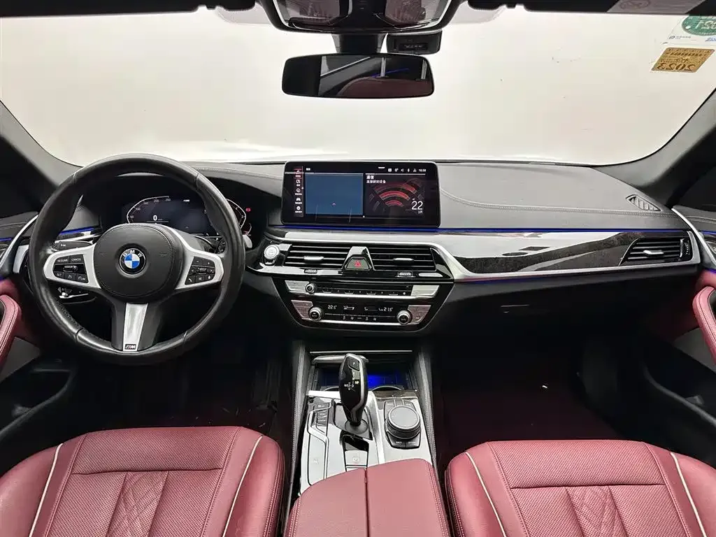 BMW 5 Series — фото 10