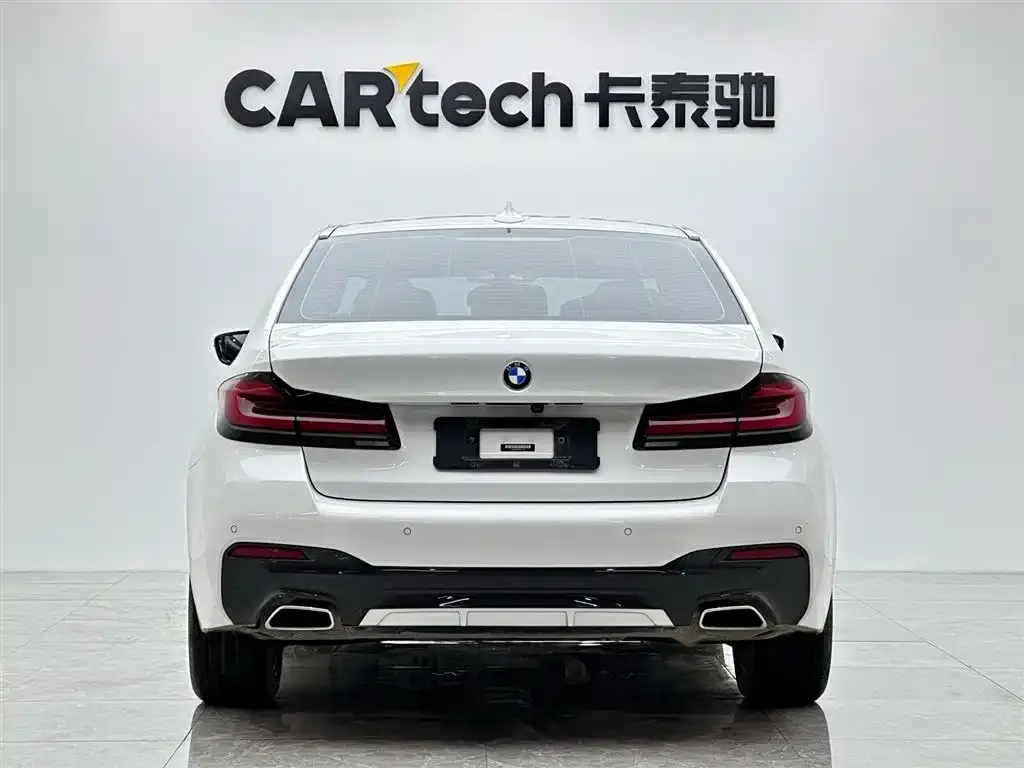 BMW 5 Series — фото 3