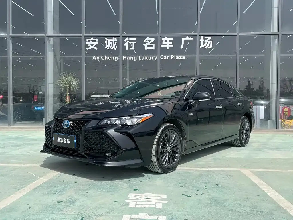 Toyota Avalon 2021 из CN, фото 1