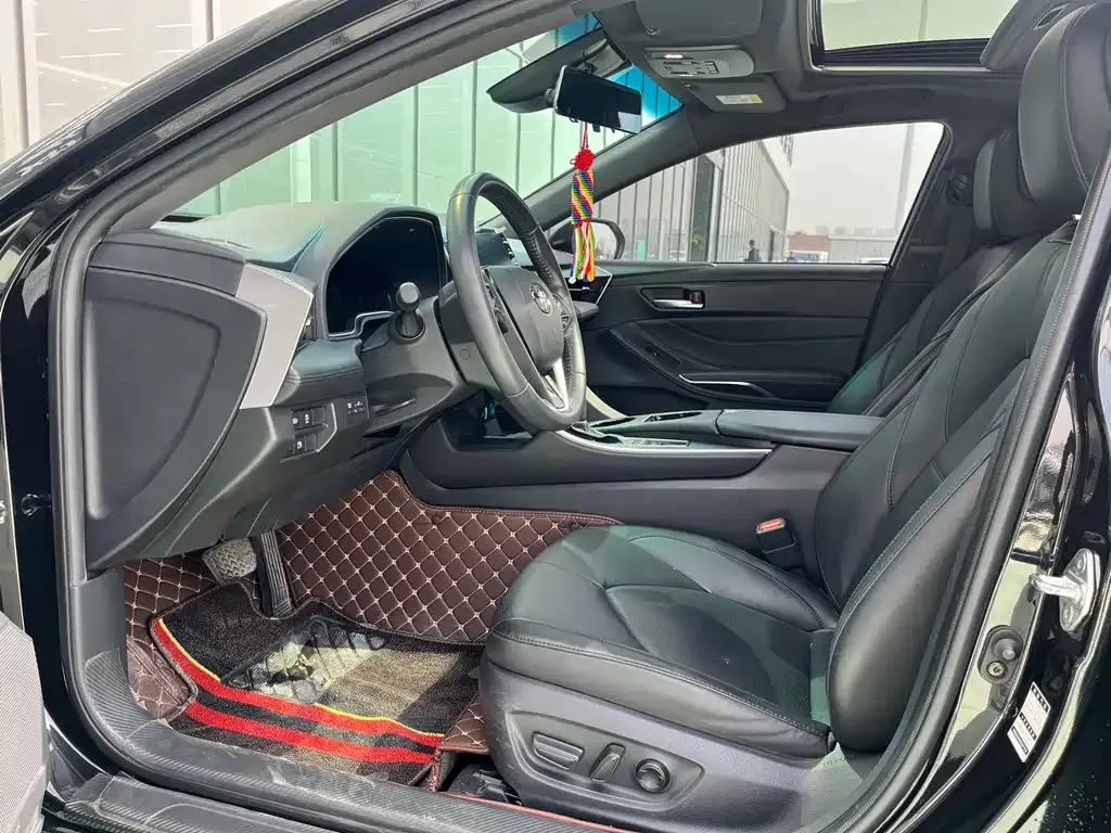 Toyota Avalon 2021 из CN, фото 8