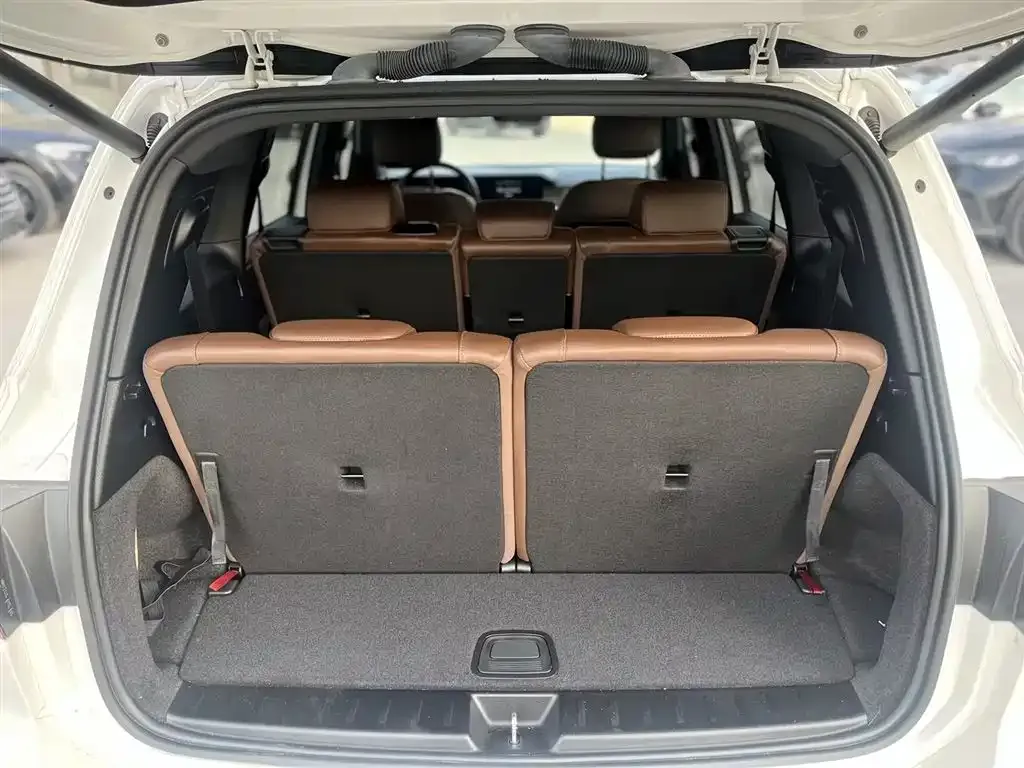 Mercedes-Benz GLB 2023 из CN, фото 10