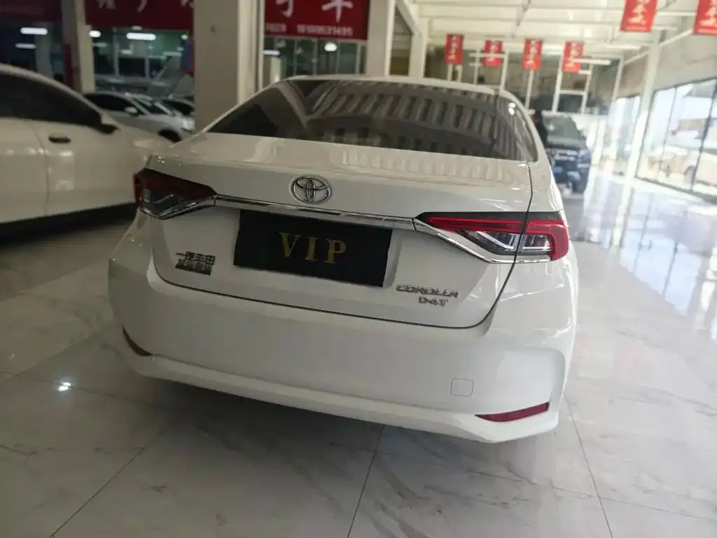 Toyota Corolla 2023 из CN, фото 9