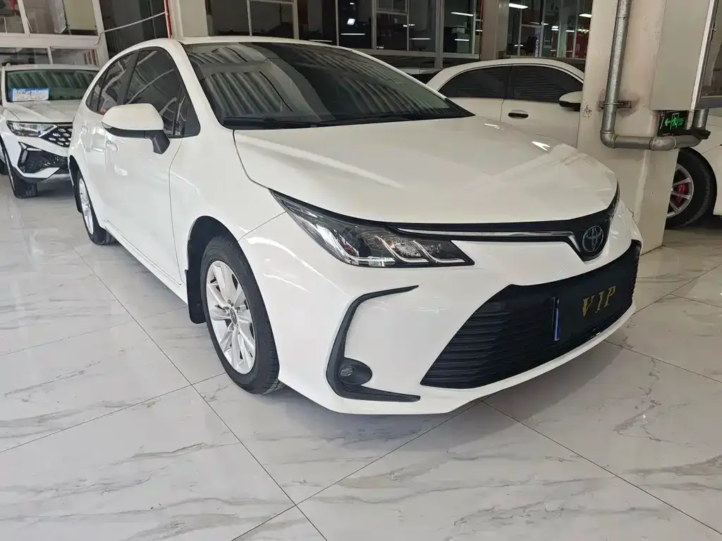Toyota Corolla 2023 из CN, фото 6