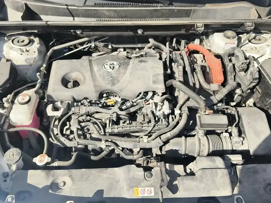 Toyota RAV4 2023 из CN, фото 8