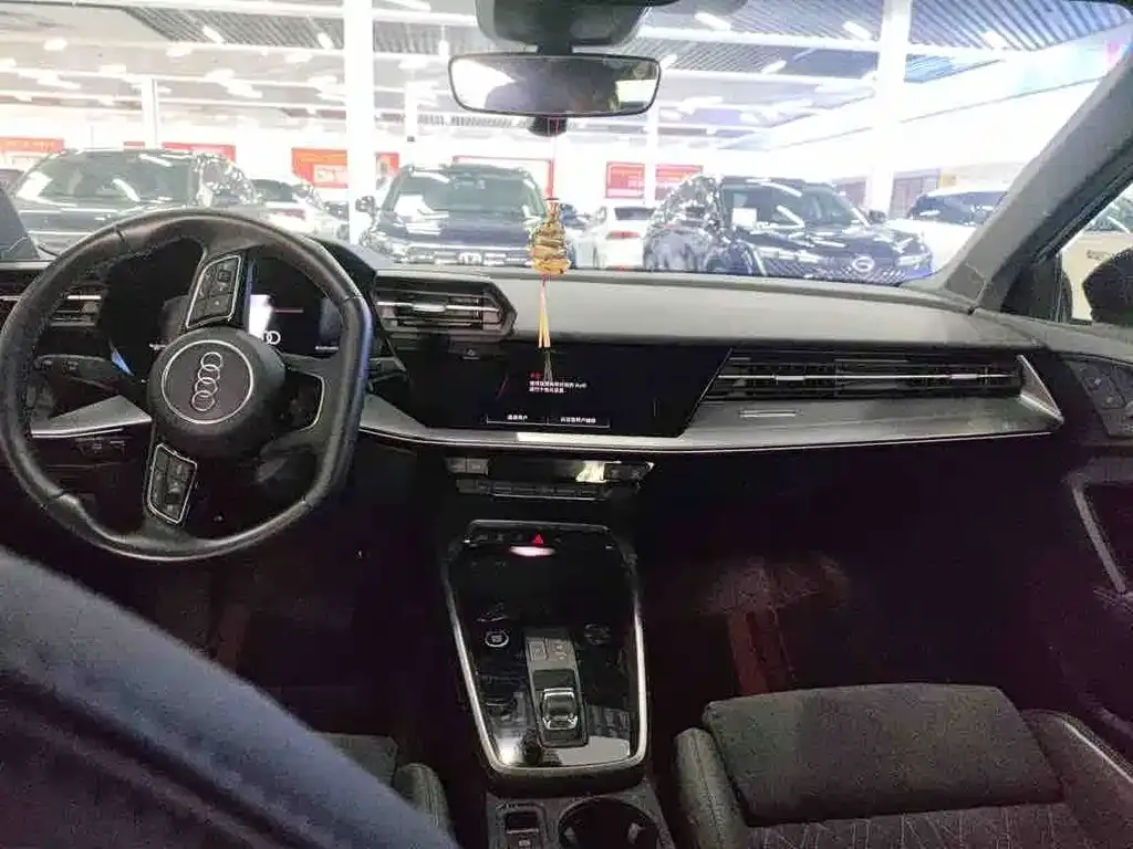 Audi A3 2023 из CN, фото 5