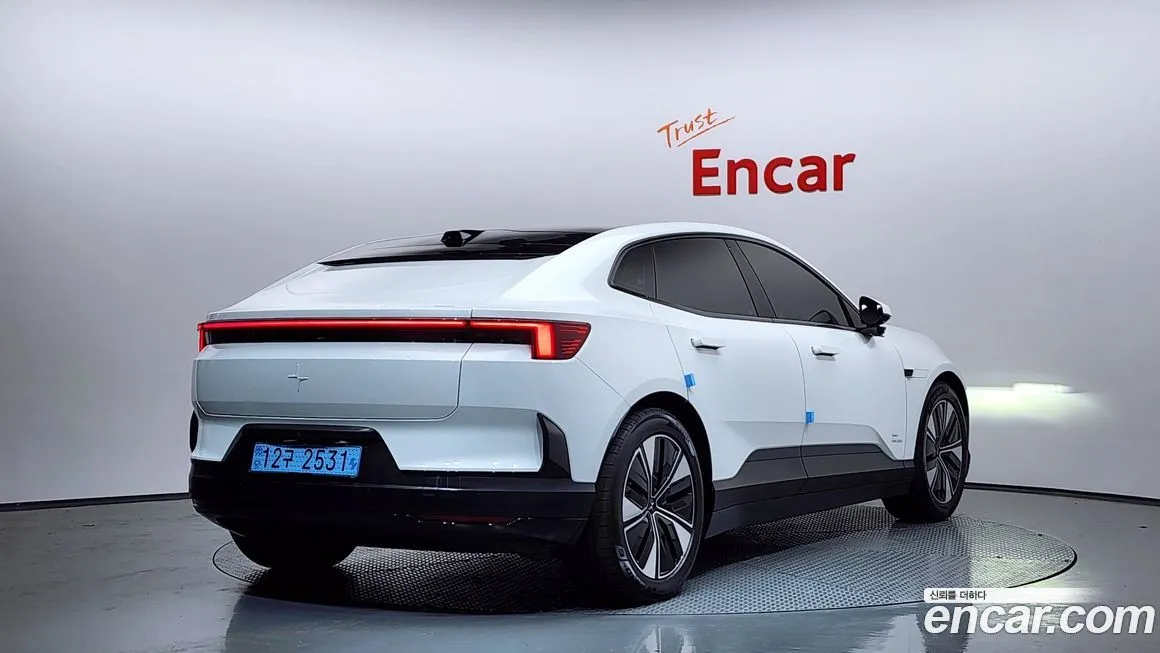 Polestar Polestar 4 — фото 5