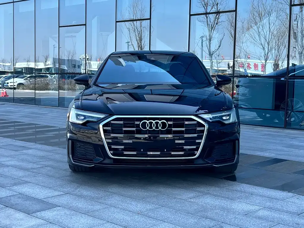Audi A6L — фото 8