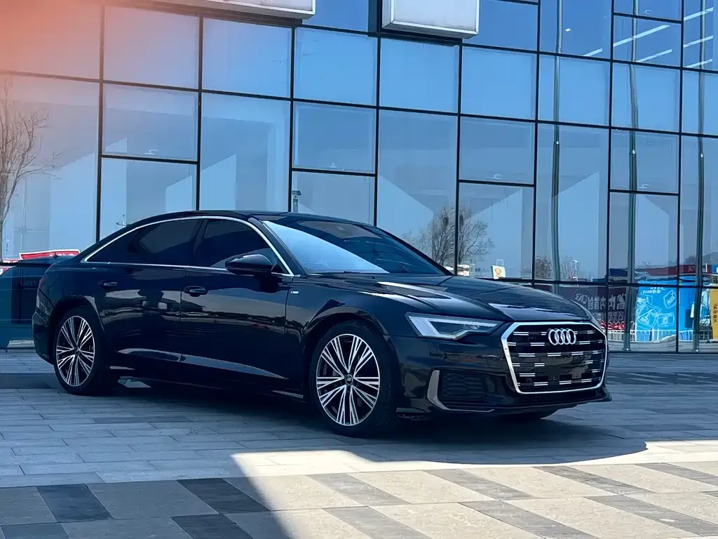 Audi A6L — фото 5