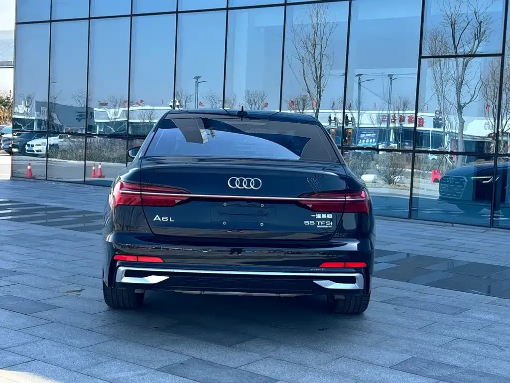 Audi A6L — фото 10
