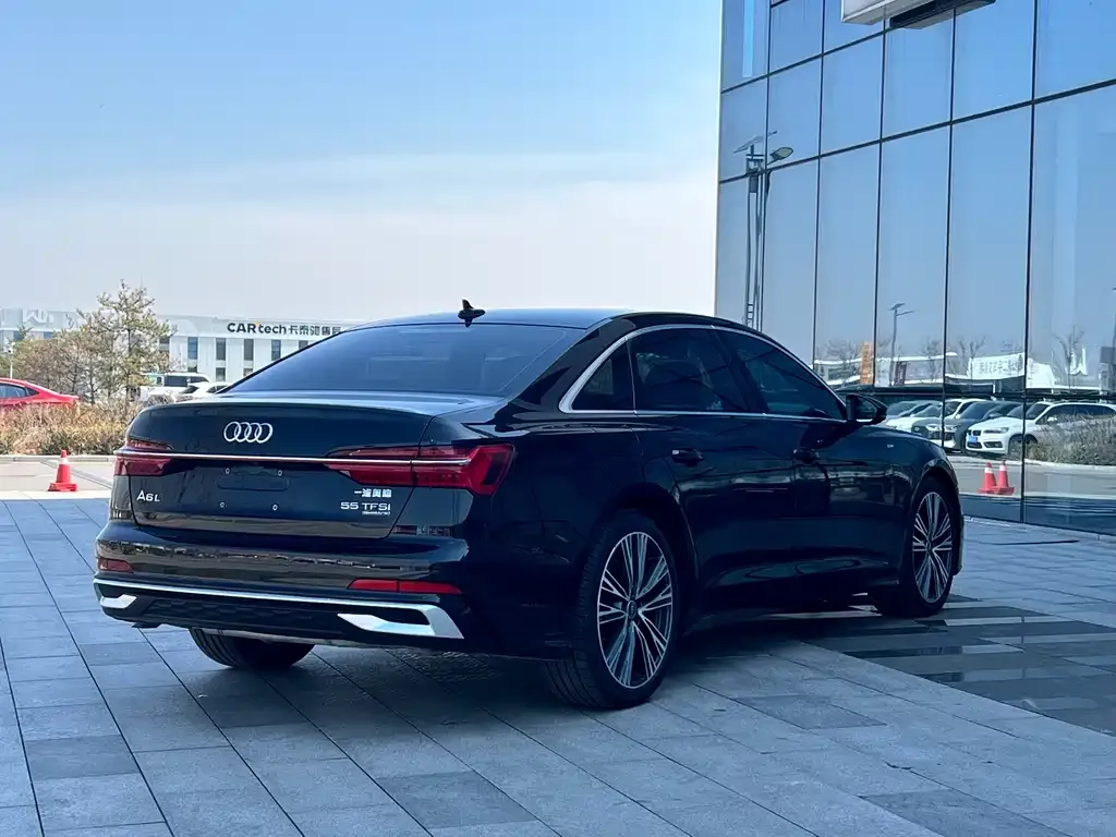 Audi A6L — фото 4