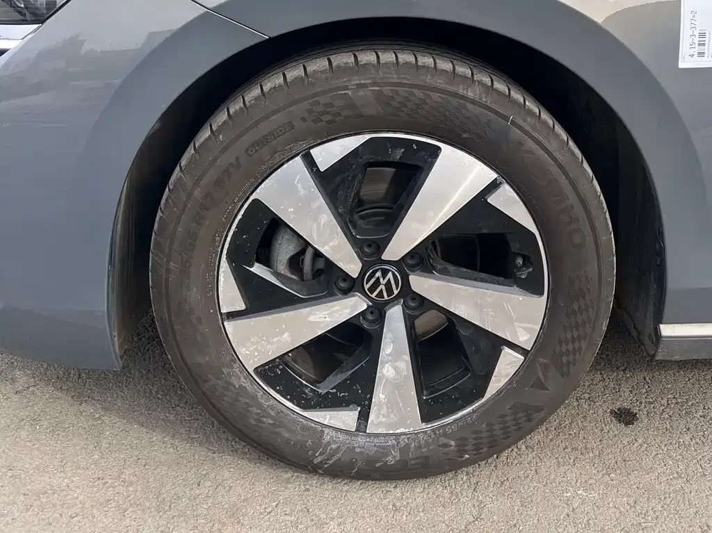 Volkswagen Magotan 2024 из CN, фото 3