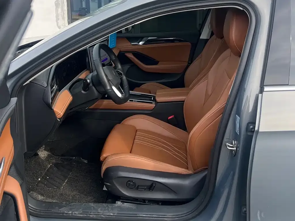 Volkswagen Magotan 2024 из CN, фото 7