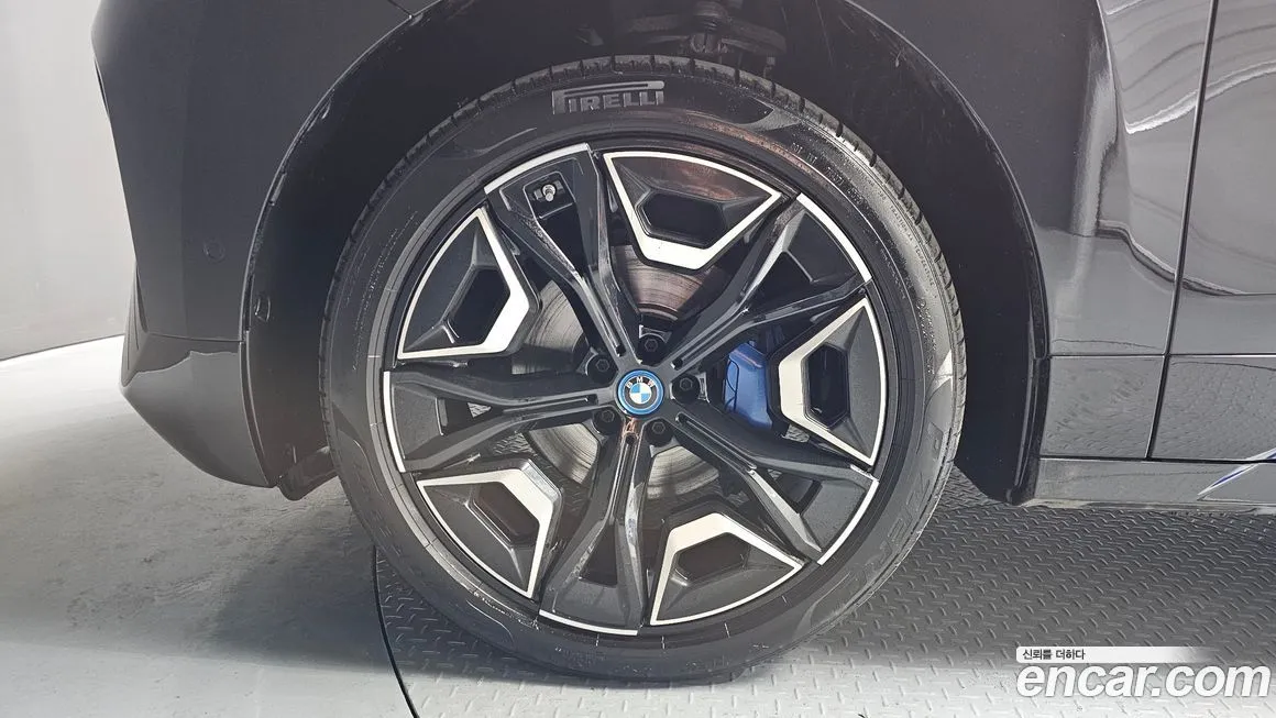BMW iX 2023 из KR, фото 10