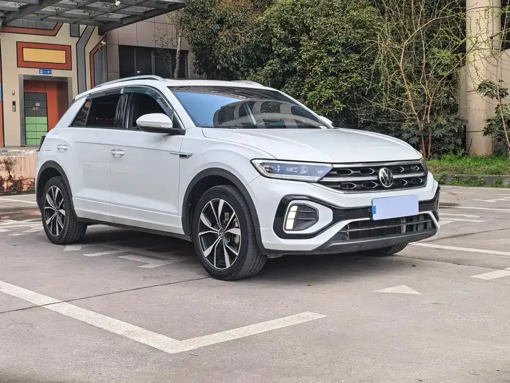 Volkswagen T-Roc — фото 4