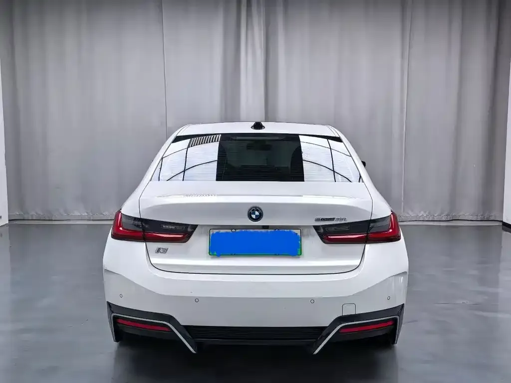 BMW i3 2024 из CN, фото 4