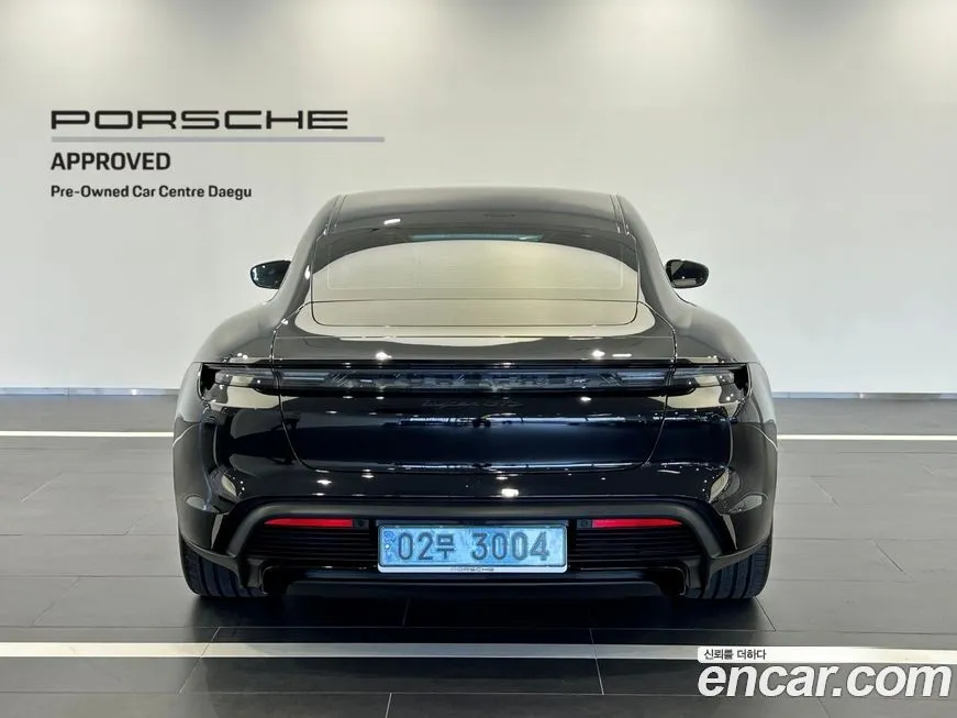 Porsche Taycan 2024 из KR, фото 2