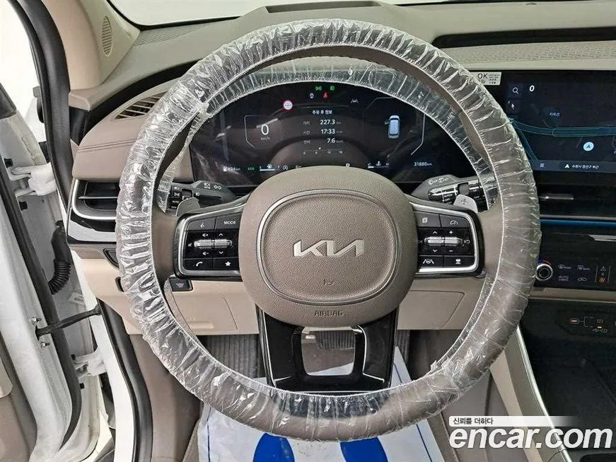 Kia Carnival — фото 6