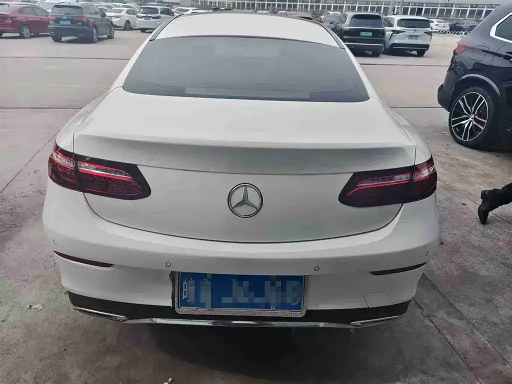 Mercedes-Benz E-Class (Import) — фото 2