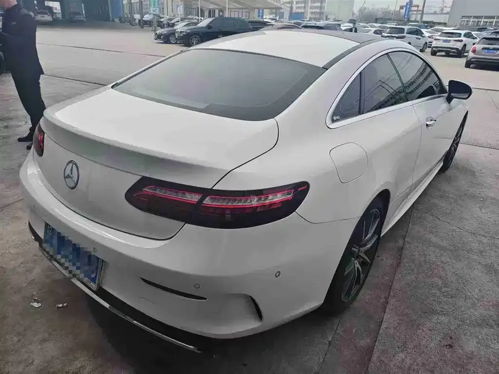 Mercedes-Benz E-Class (Import) — фото 5