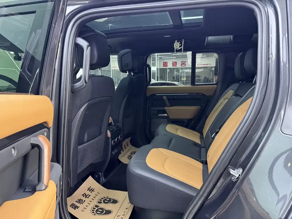 Land Rover Defender — фото 2