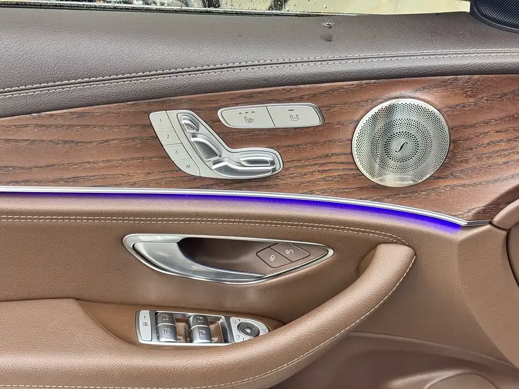 Mercedes-Benz E-Class 2025 из CN, фото 10