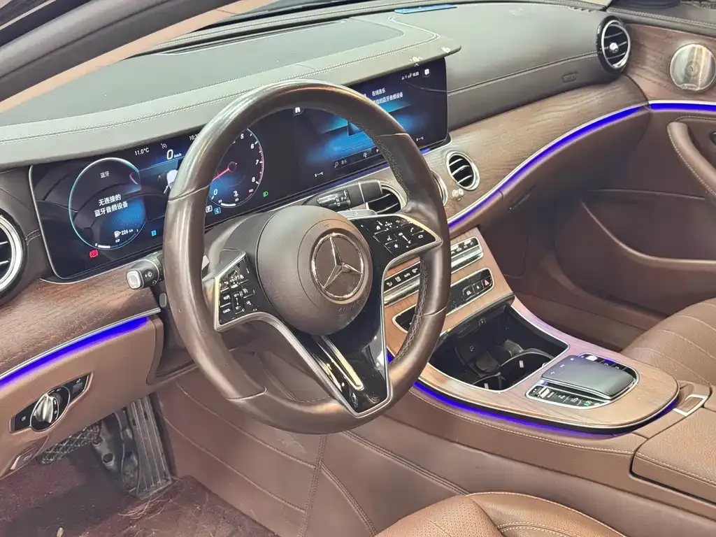 Mercedes-Benz E-Class 2025 из CN, фото 2