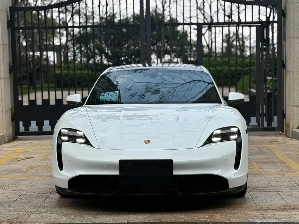 Porsche Taycan 2022 из CN, фото 3