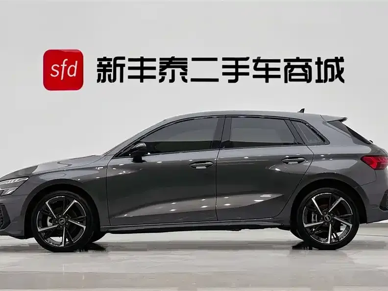 Audi A3 2022 из CN, фото 2