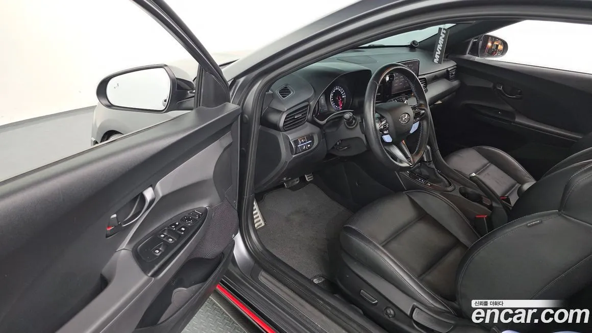 Hyundai Veloster 2023 из KR, фото 3
