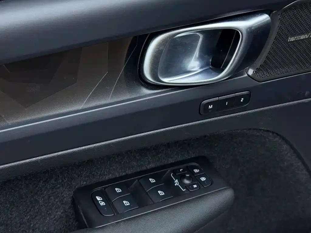 Volvo XC40 NEV 2022 из CN, фото 10