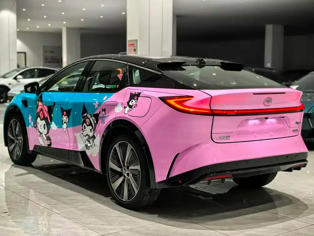 Toyota bZ5 — фото 10