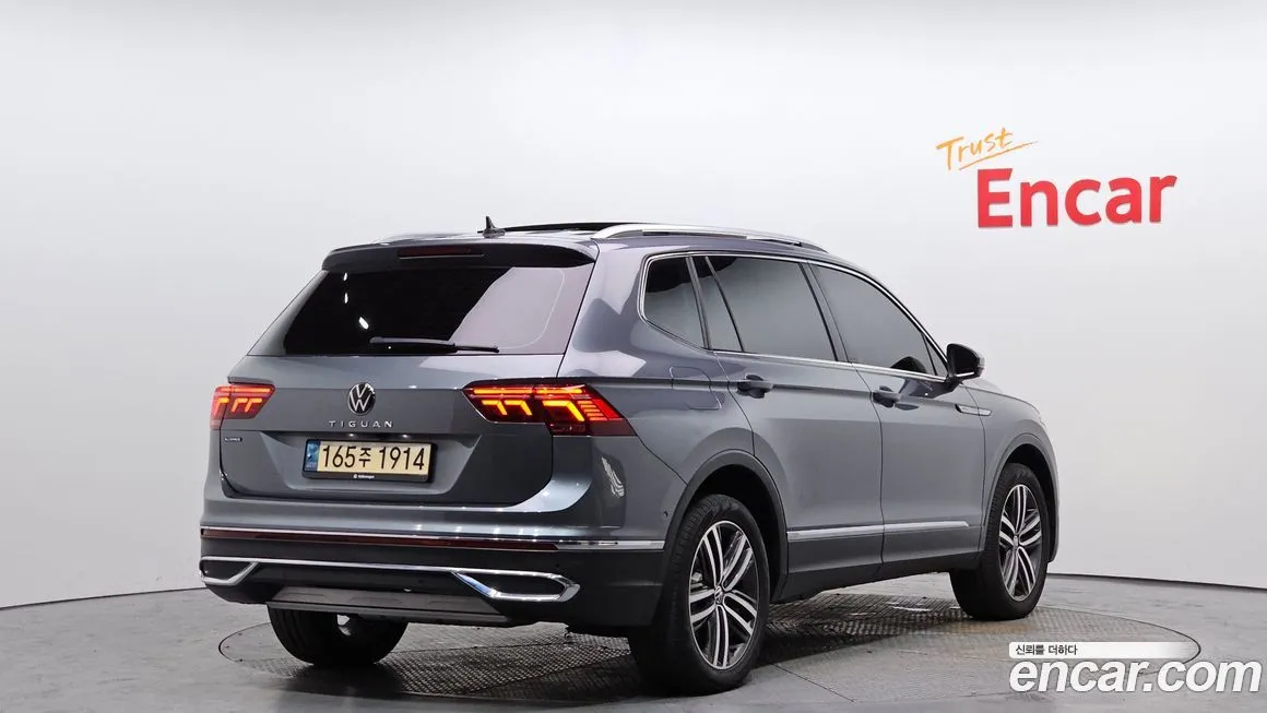 Volkswagen Tiguan — фото 3