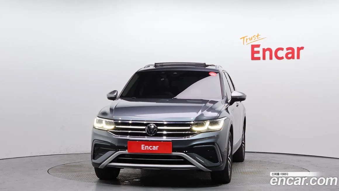 Volkswagen Tiguan — фото 4
