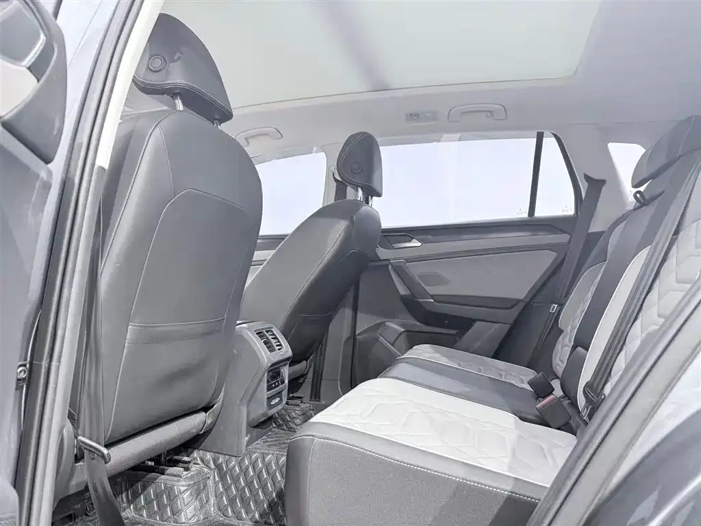 Volkswagen Tayron 2023 из CN, фото 7