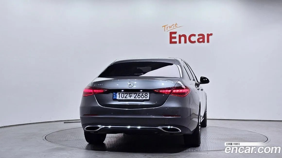 Mercedes-Benz C-Class 2023 из KR, фото 2